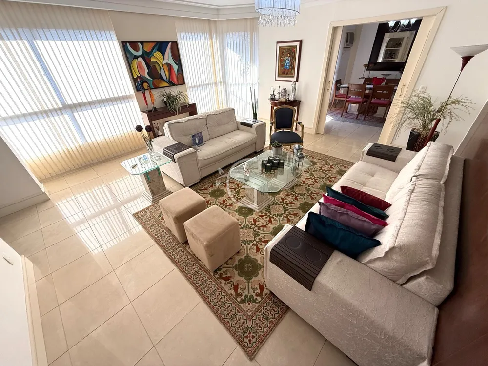 Apartamento, 4 quartos, 191 m² - Foto 2