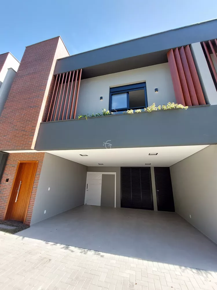 Sobrado à venda com 3 quartos, 163m² - Foto 2