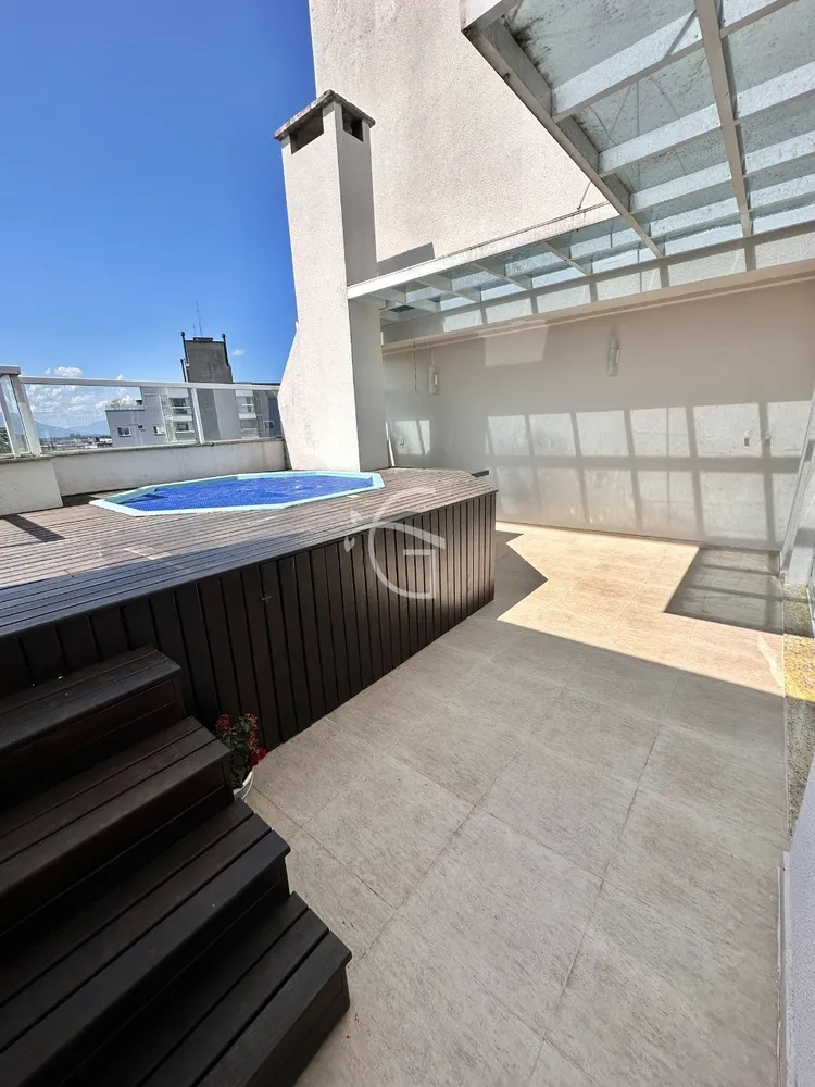 Cobertura, 3 quartos, 142 m² - Foto 4