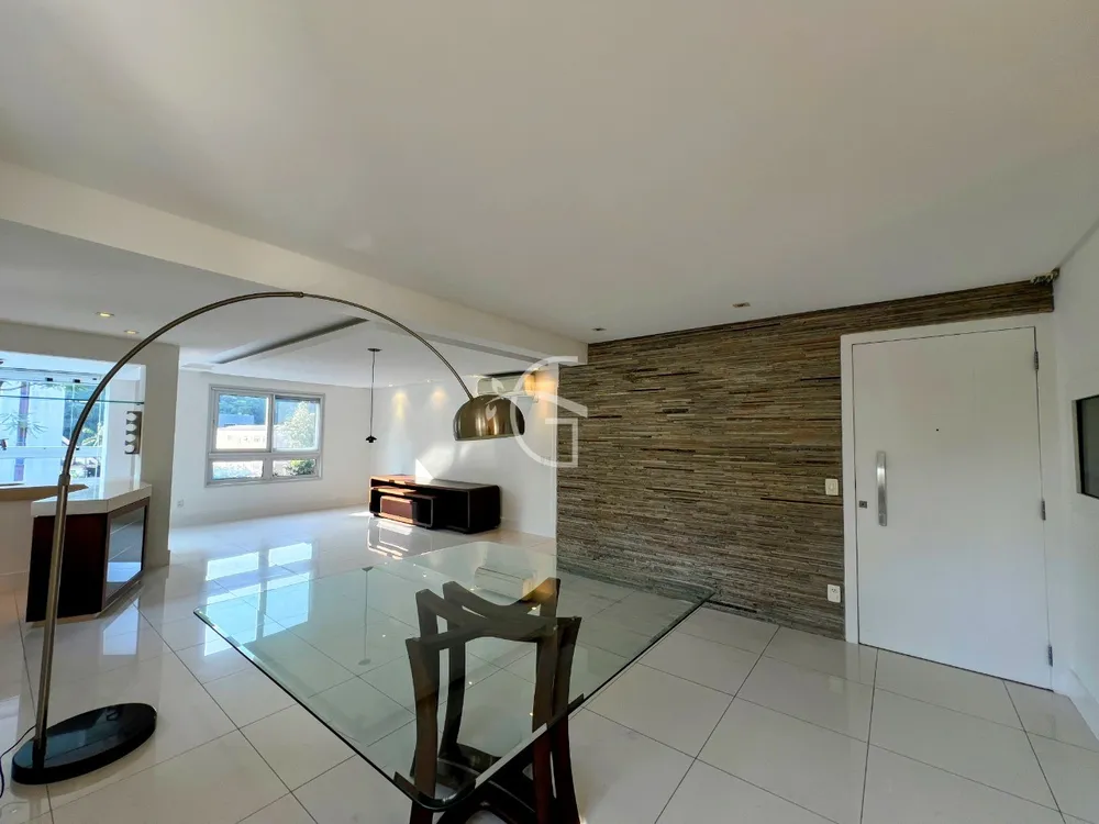Apartamento, 3 quartos, 180 m² - Foto 1