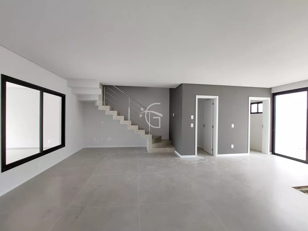 Casa à venda com 3 quartos, 147m² - Foto 5