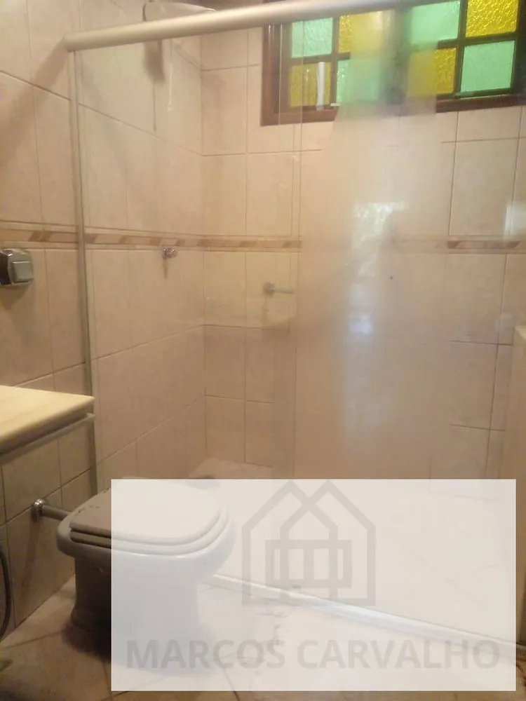 Casa, 4 quartos, 240 m² - Foto 1