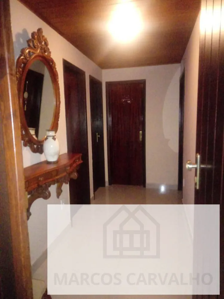 Casa, 4 quartos, 240 m² - Foto 13