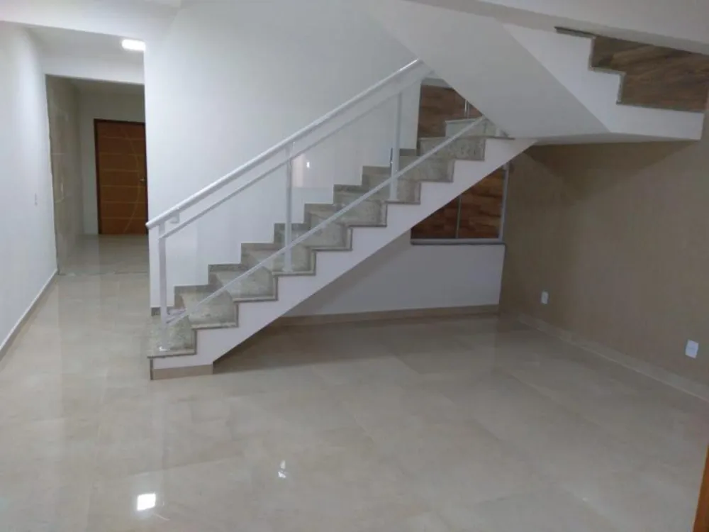 Casa, 3 quartos, 135 m² - Foto 1