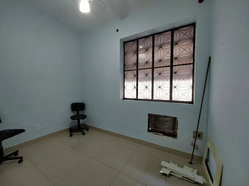 Casa, 5 quartos, 256 m² - Foto 3