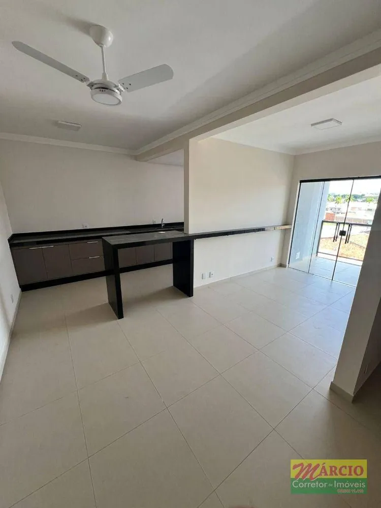 Apartamento, 2 quartos, 74 m² - Foto 2