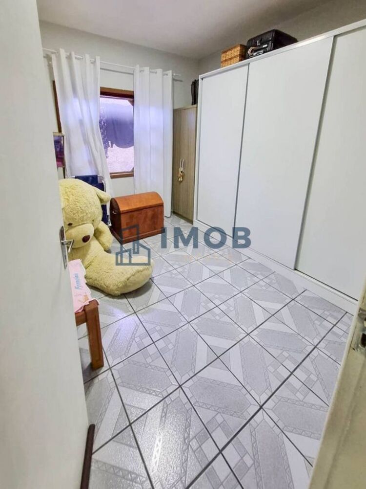 Casa à venda com 2 quartos, 80m² - Foto 3