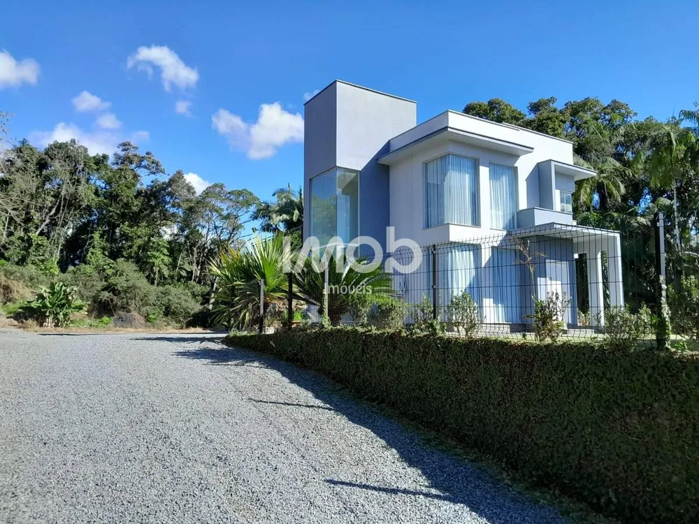 Casa, 3 quartos, 250 m² - Foto 1