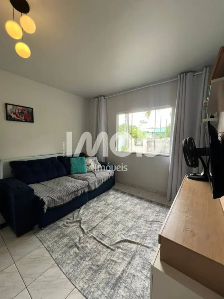Casa, 3 quartos, 74 m² - Foto 2