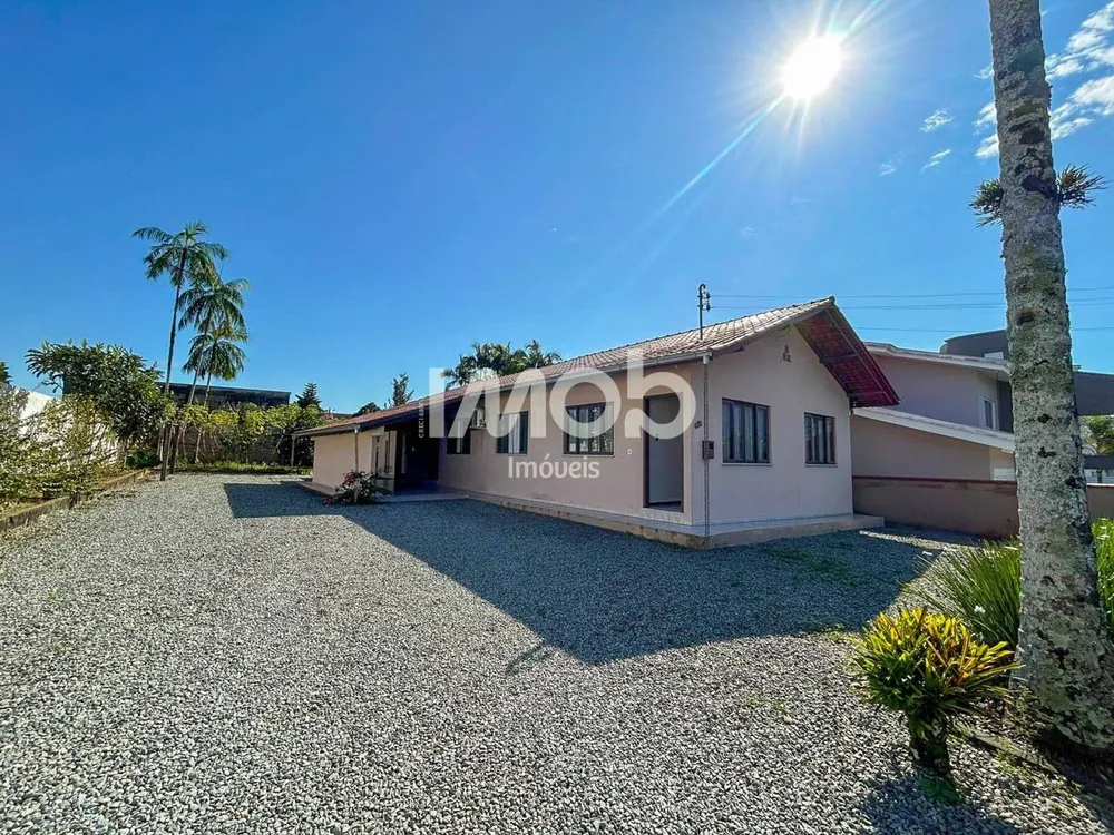 Casa, 3 quartos, 547 m² - Foto 1