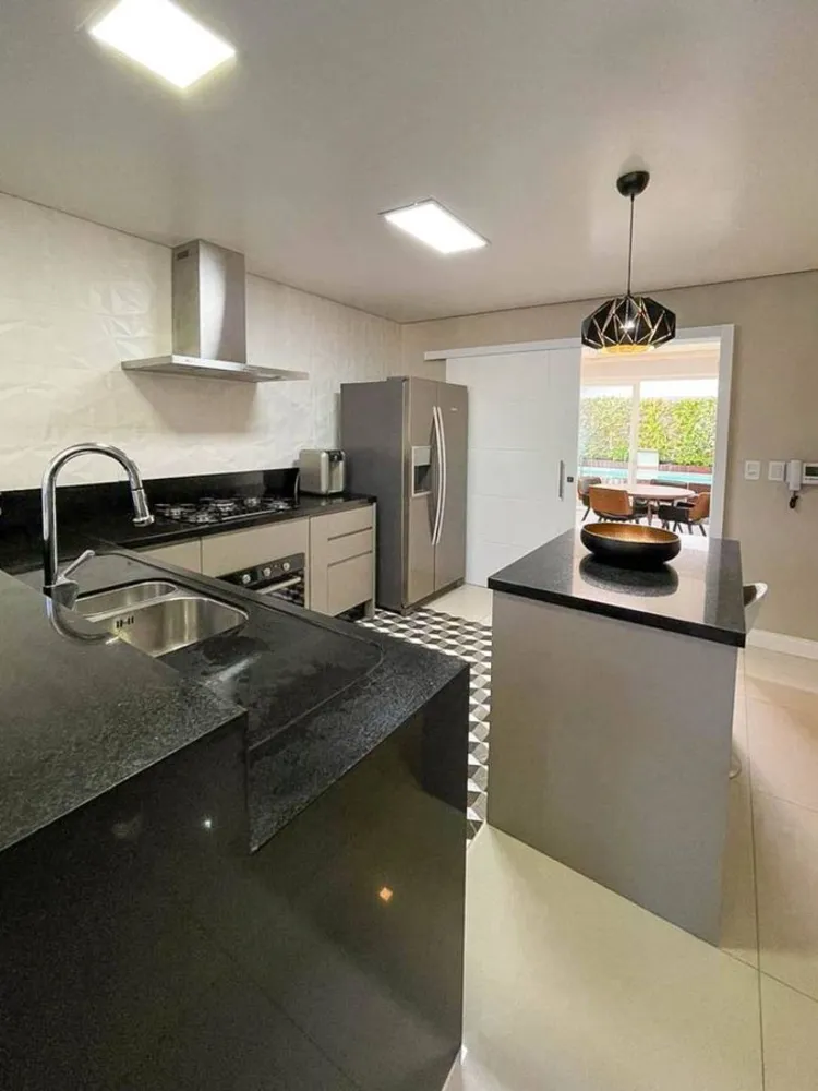 Casa, 3 quartos, 312 m² - Foto 5