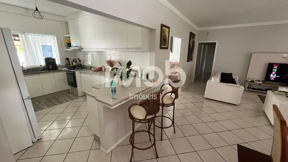 Casa, 4 quartos, 311 m² - Foto 4