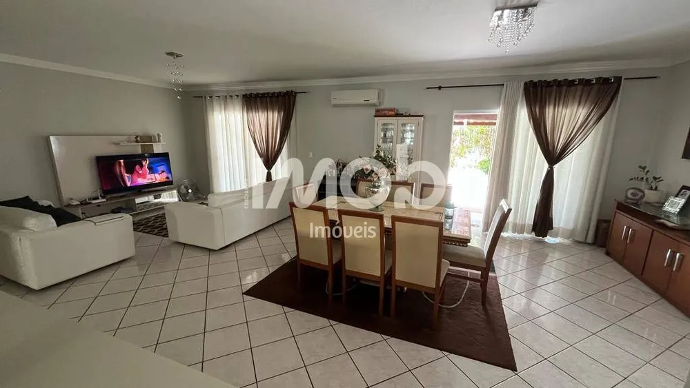 Casa, 4 quartos, 311 m² - Foto 3