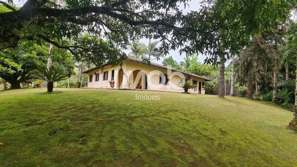 Casa, 3 quartos, 170 m² - Foto 1