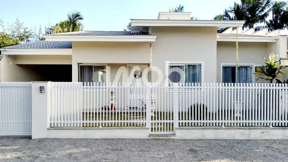 Casa, 3 quartos, 135 m² - Foto 1