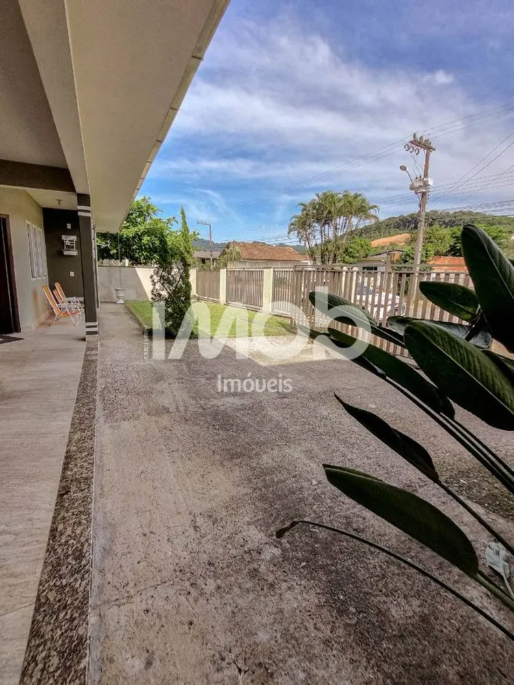 Casa, 3 quartos, 211 m² - Foto 4
