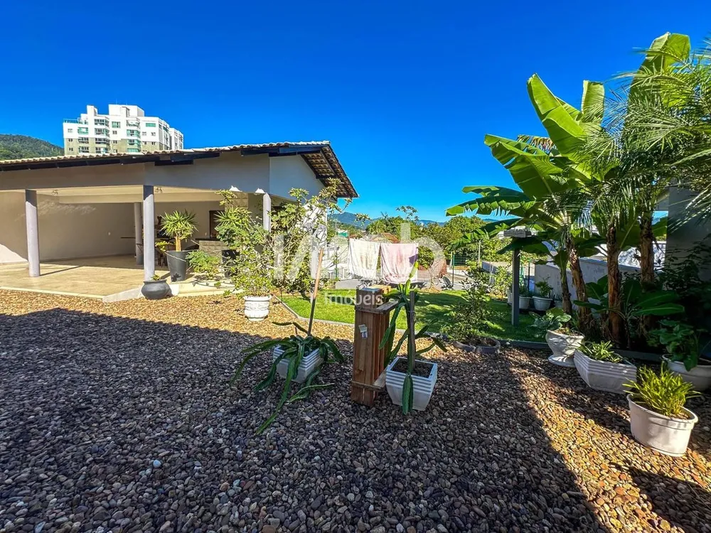 Casa, 3 quartos, 179 m² - Foto 2