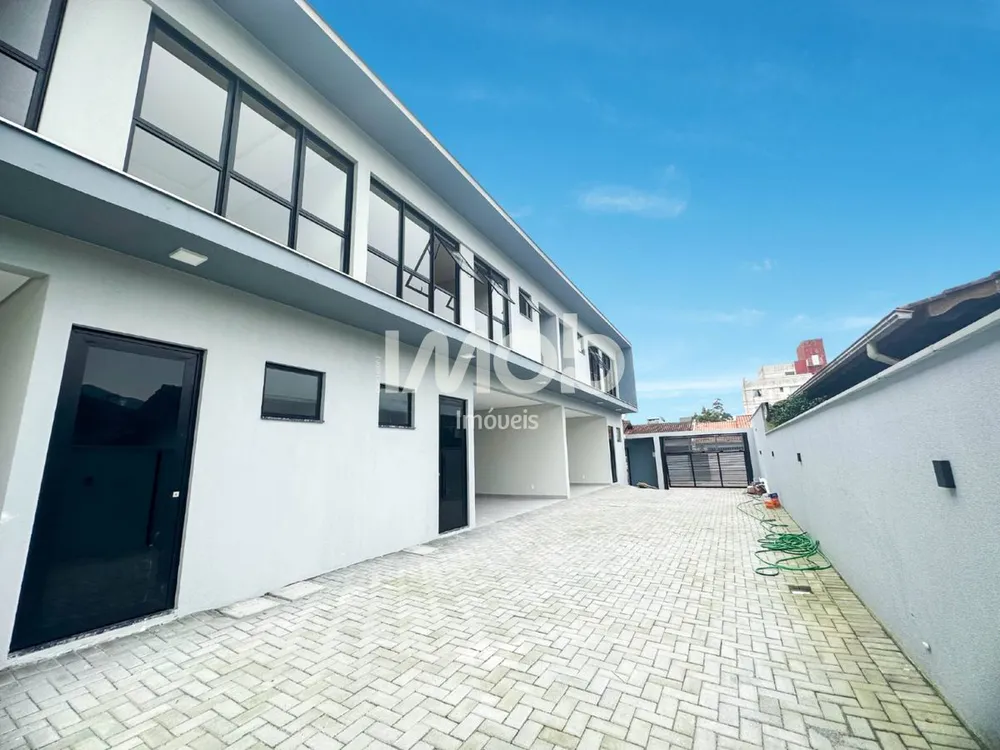 Casa, 3 quartos, 173 m² - Foto 2