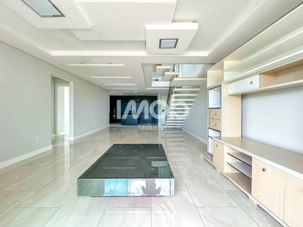 Apartamento, 3 quartos, 206 m² - Foto 2
