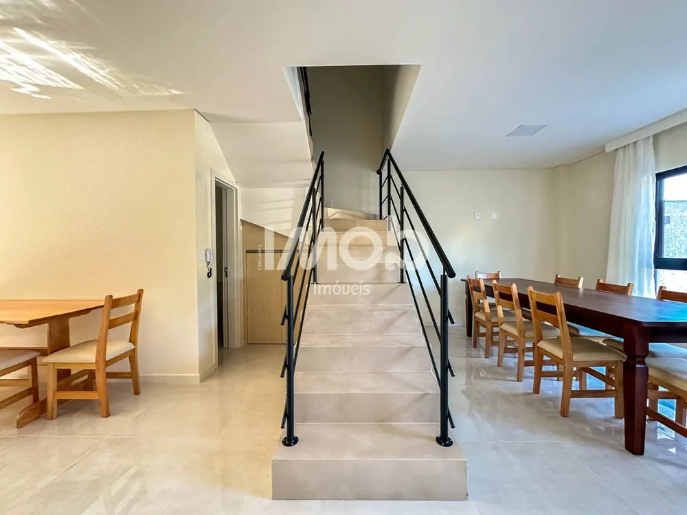 Casa, 3 quartos, 164 m² - Foto 1