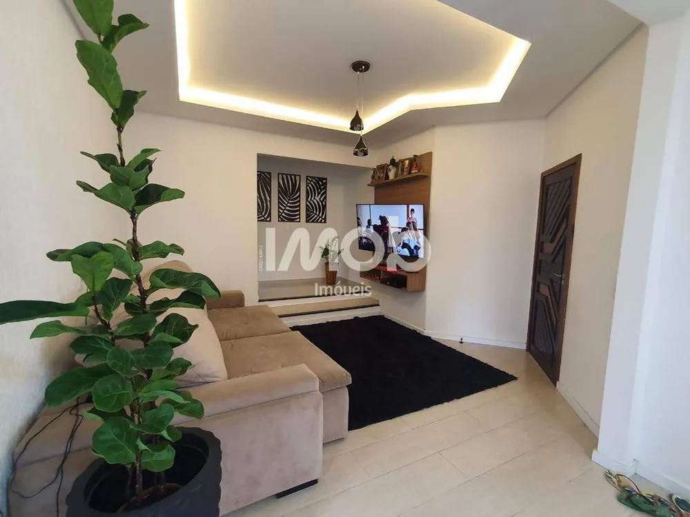 Casa, 3 quartos, 110 m² - Foto 1