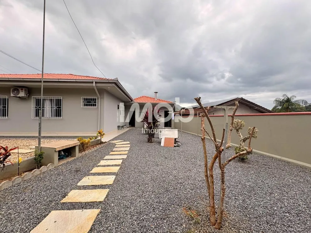 Casa, 3 quartos, 200 m² - Foto 4
