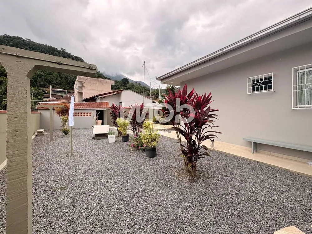 Casa, 3 quartos, 200 m² - Foto 2