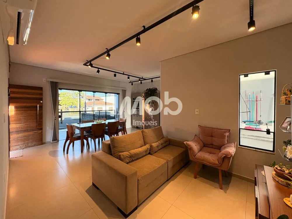 Casa, 2 quartos, 94 m² - Foto 3