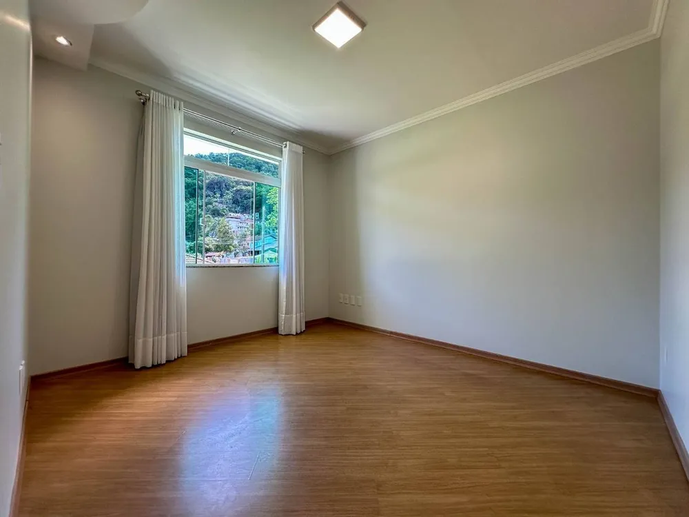 Casa, 4 quartos, 322 m² - Foto 8