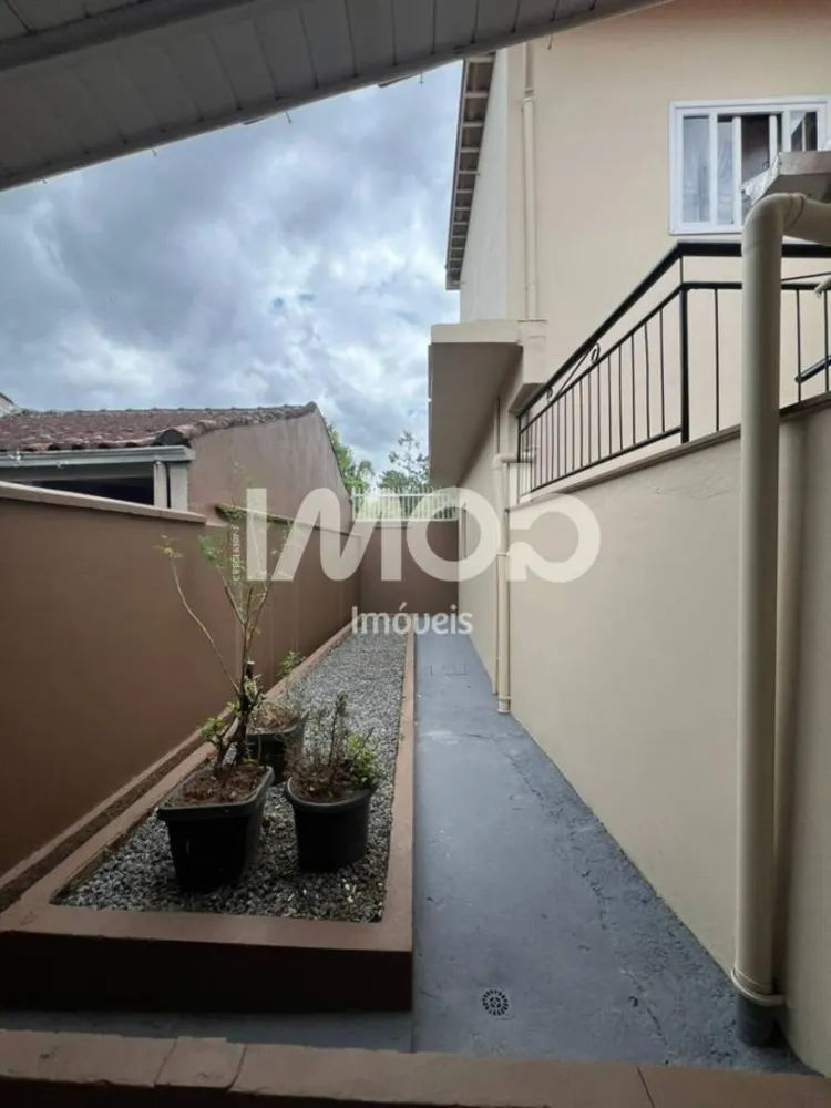Casa, 3 quartos, 252 m² - Foto 4