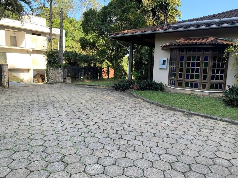 Casa, 4 quartos, 260 m² - Foto 3