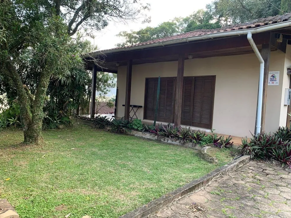 Casa, 4 quartos, 260 m² - Foto 2