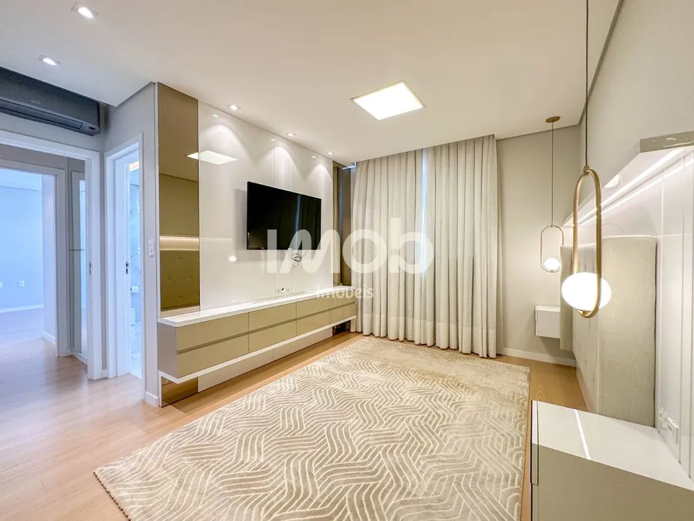 Cobertura, 3 quartos, 244 m² - Foto 5