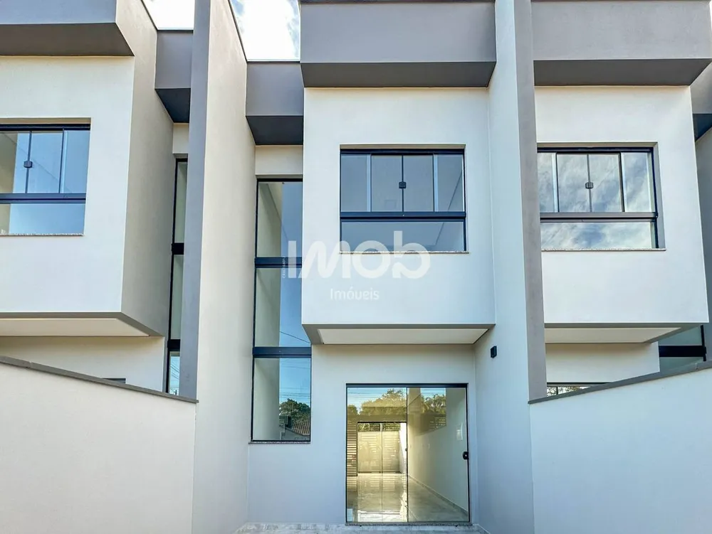 Casa, 2 quartos, 63 m² - Foto 1