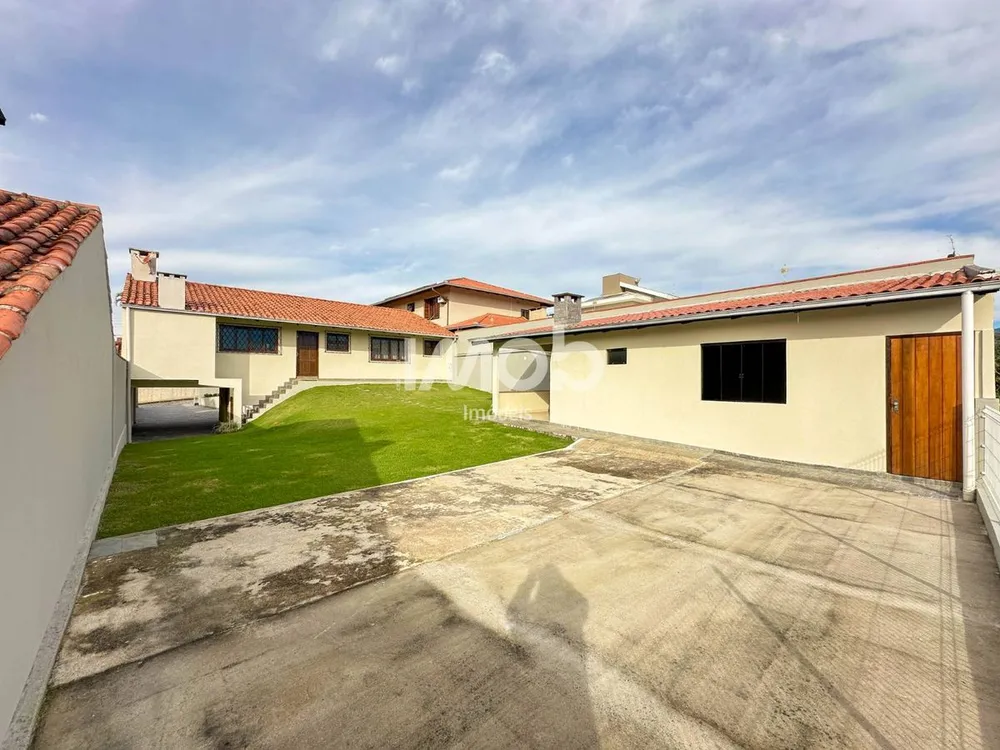 Casa, 4 quartos, 152 m² - Foto 2