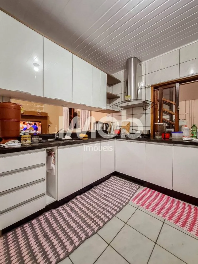 Casa, 3 quartos, 210 m² - Foto 2