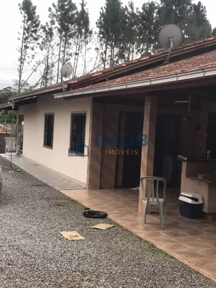 Casa à venda com 3 quartos, 150m² - Foto 2