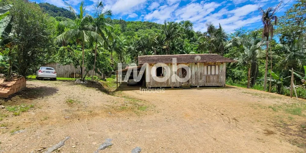 Chácara, 300 m² - Foto 1