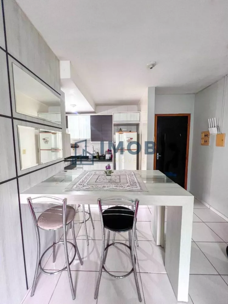 Apartamento à venda com 2 quartos, 57m² - Foto 2