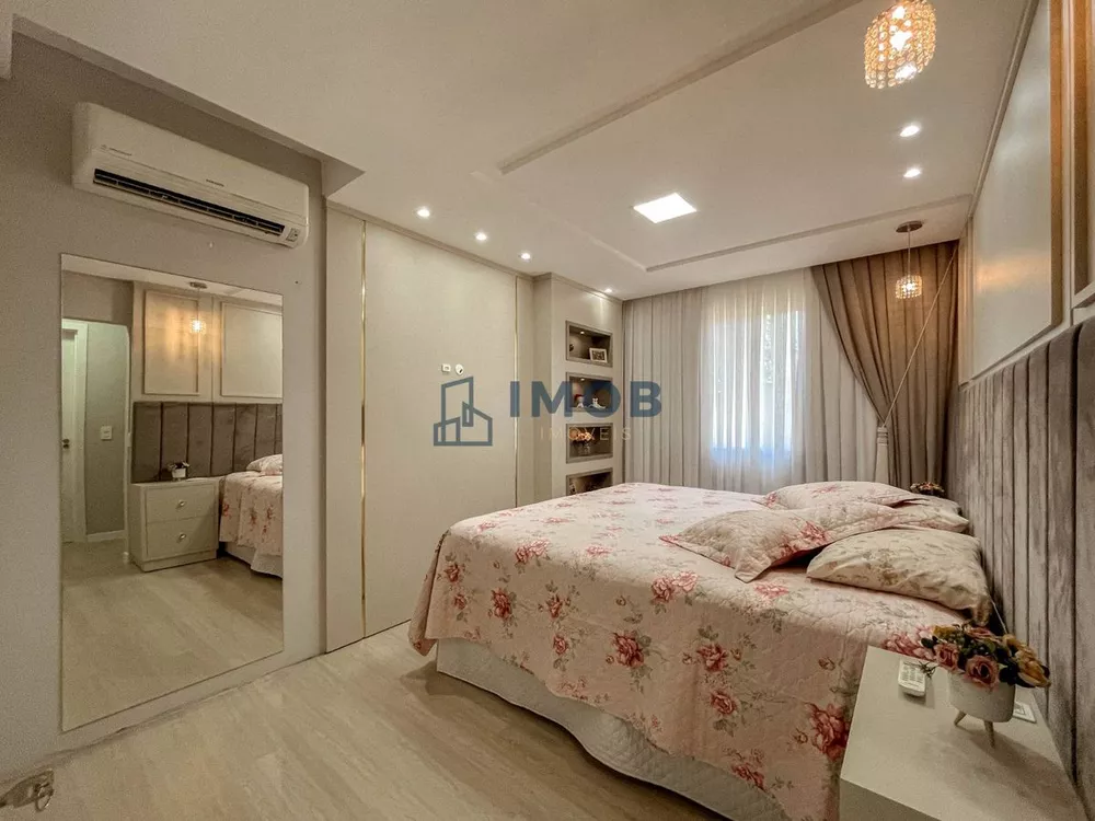 Casa à venda com 3 quartos, 198m² - Foto 13