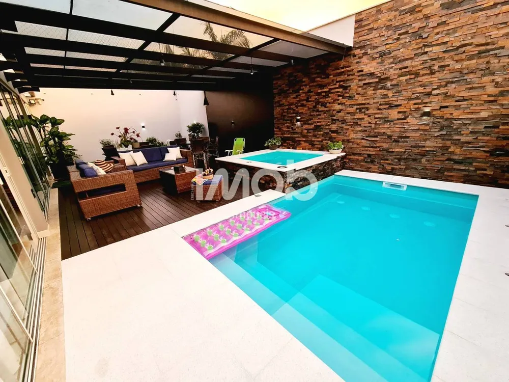 Casa, 4 quartos, 311 m² - Foto 2
