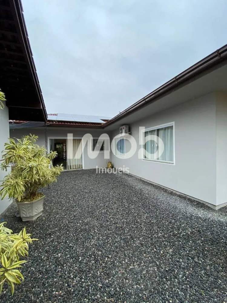 Casa, 3 quartos, 176 m² - Foto 2