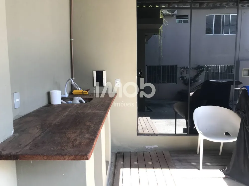 Casa, 4 quartos, 154 m² - Foto 1
