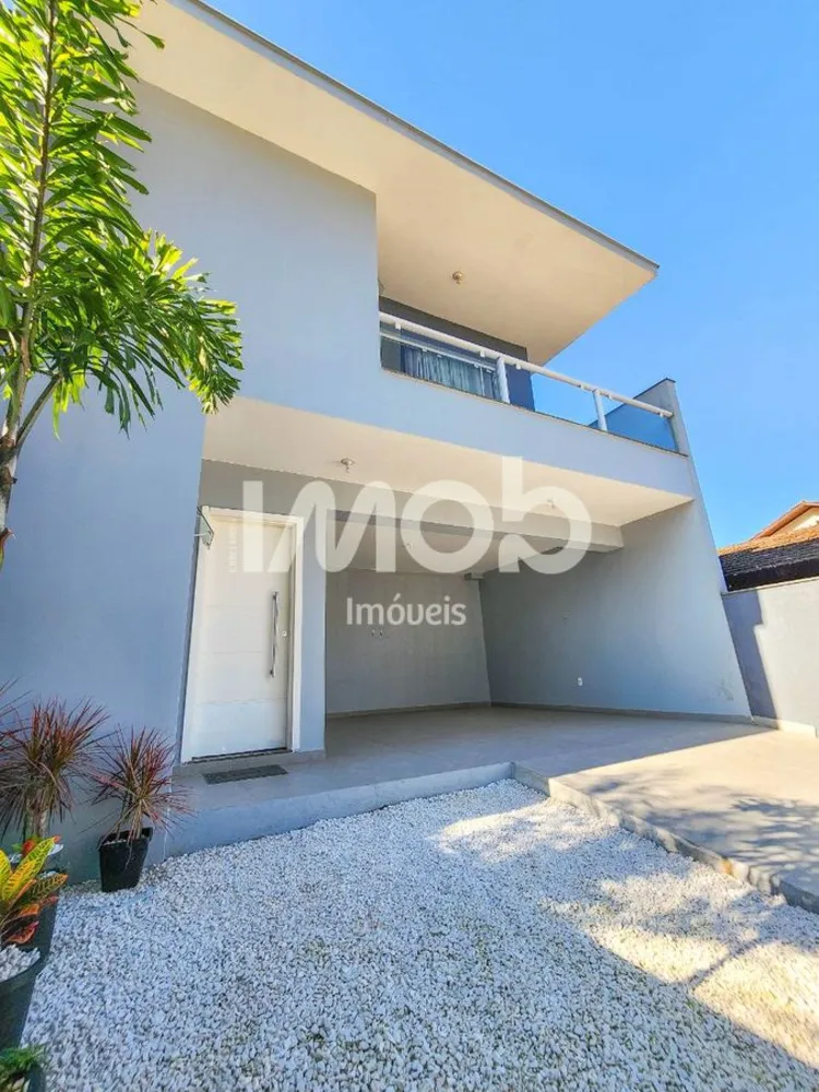 Casa, 3 quartos, 180 m² - Foto 2
