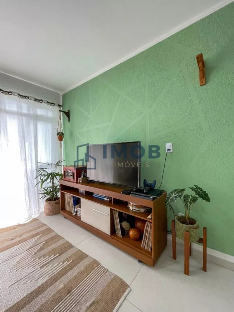 Apartamento à venda com 3 quartos, 153m² - Foto 4