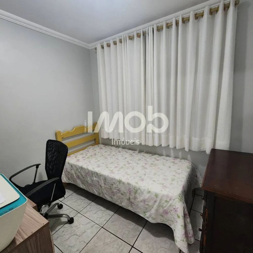Casa, 4 quartos, 223 m² - Foto 14