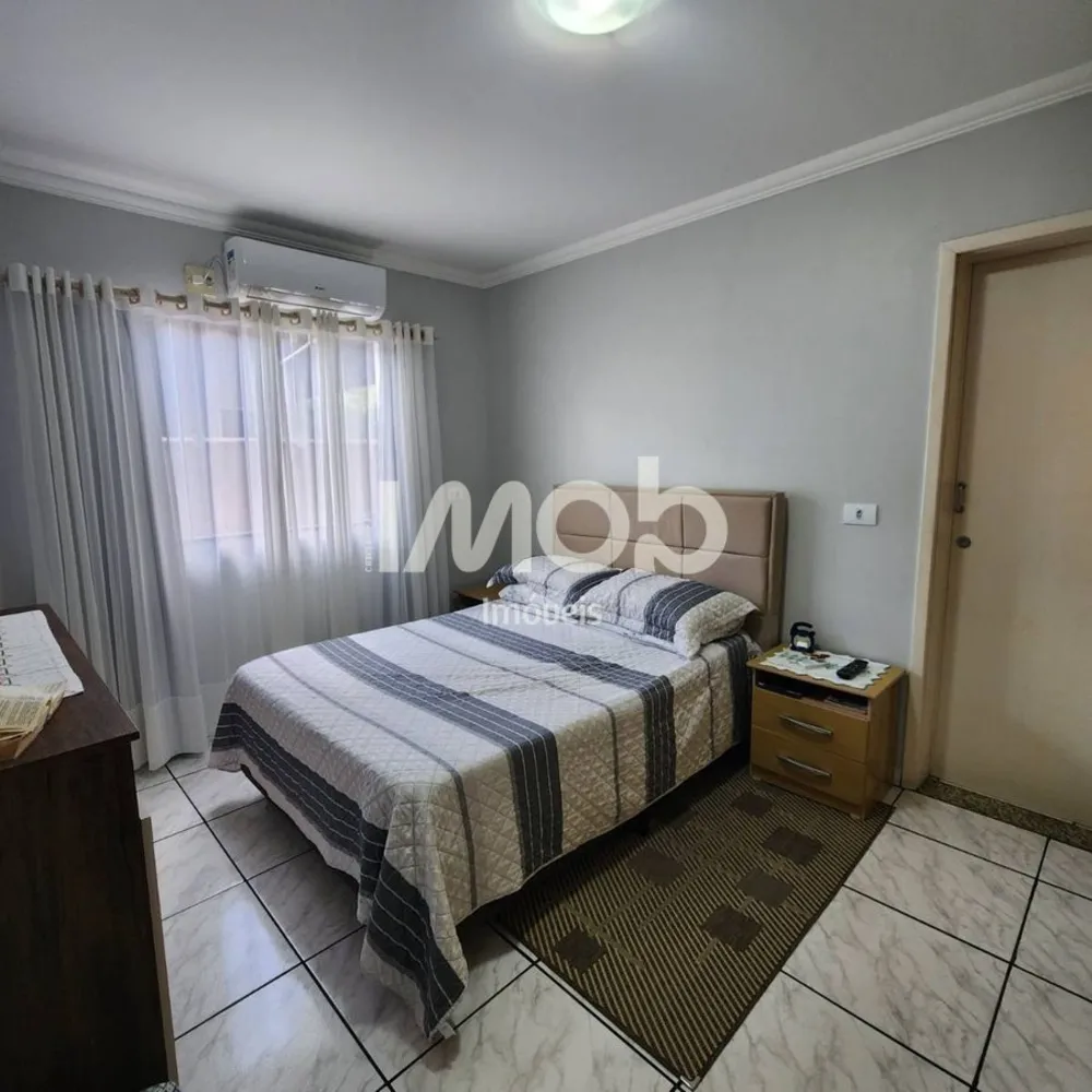 Casa, 4 quartos, 223 m² - Foto 10