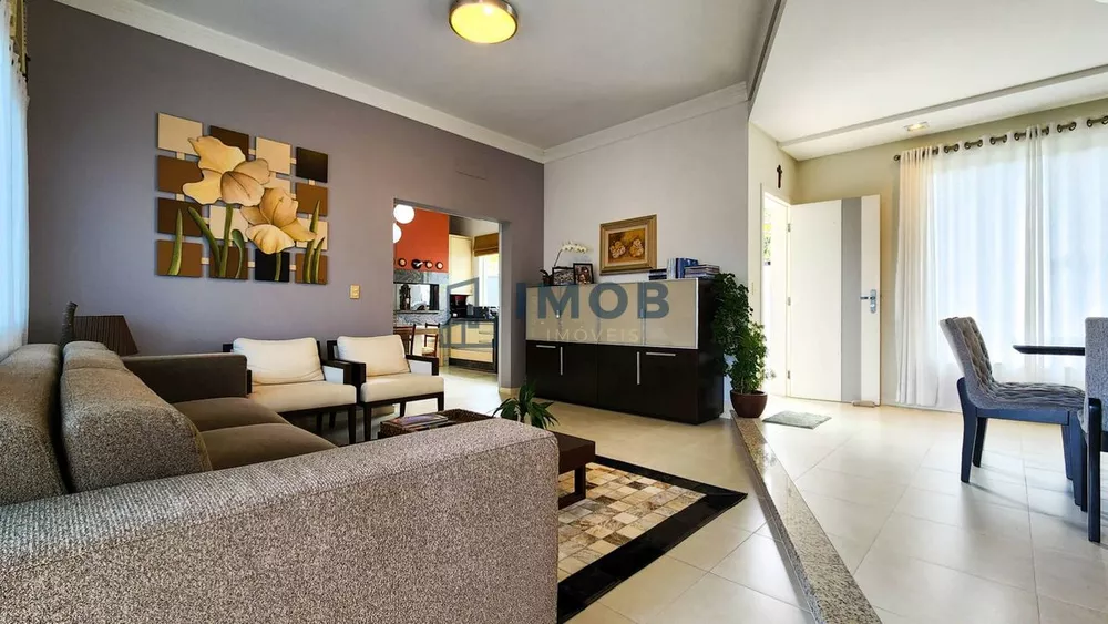 Casa à venda com 4 quartos, 297m² - Foto 12