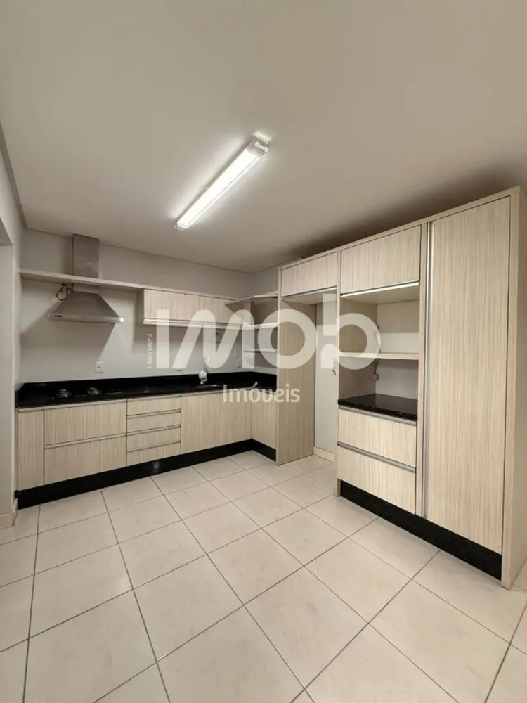 Apartamento, 3 quartos, 84 m² - Foto 2