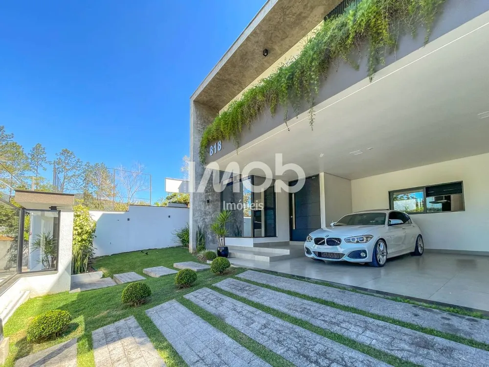 Casa, 3 quartos, 316 m² - Foto 1